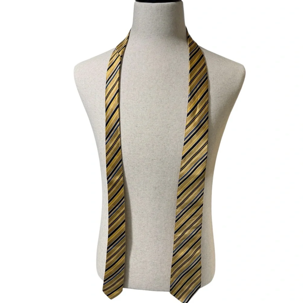 Banana Republic 100% Silk Tie